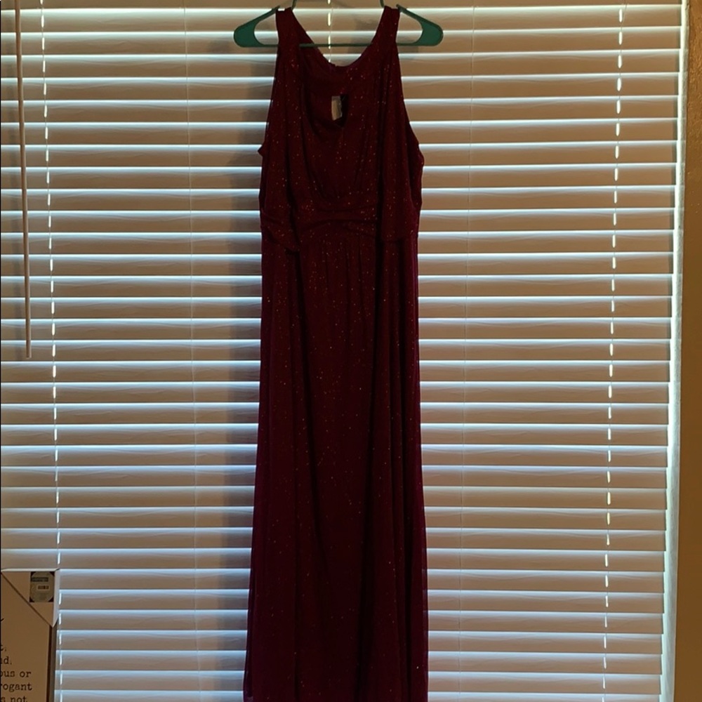 Ball gown, perfect for prom!